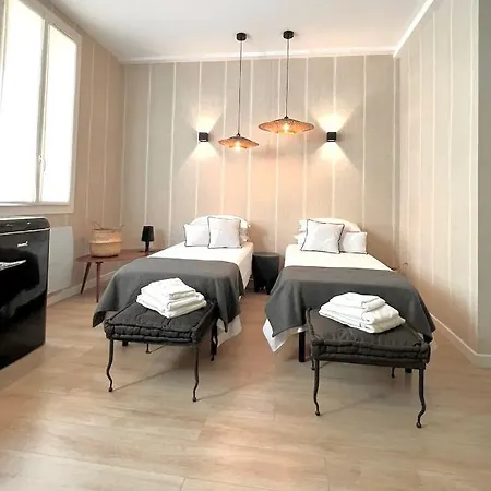 Luxury Decorated Studio, On Trendy Harbor Port Lympia, Close To Old Town, And Tramway Appartement Nice