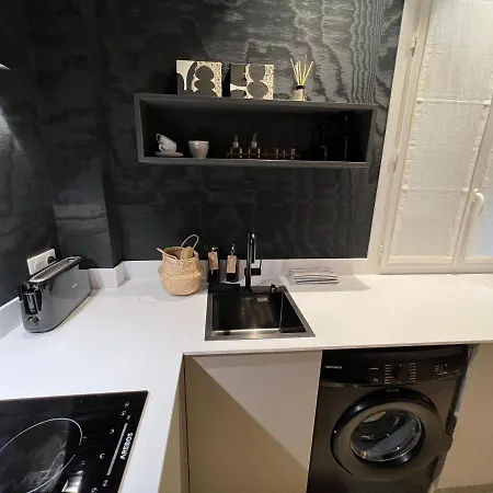 Luxury Decorated Studio, On Trendy Harbor Port Lympia, Close To Old Town, And Tramway * Nice