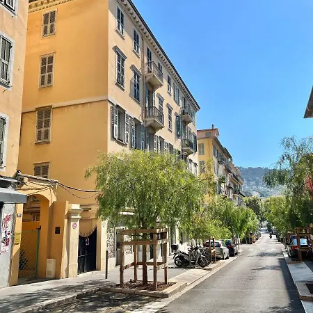 Luxury Decorated Studio, On Trendy Harbor Port Lympia, Close To Old Town, And Tramway Apartment *