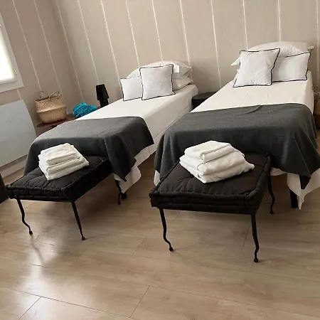 Apartment Luxury Decorated Studio, On Trendy Harbor Port Lympia, Close To Old Town, And Tramway