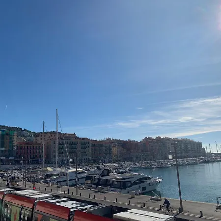 Luxury Decorated Studio, On Trendy Harbor Port Lympia, Close To Old Town, And Tramway Apartment